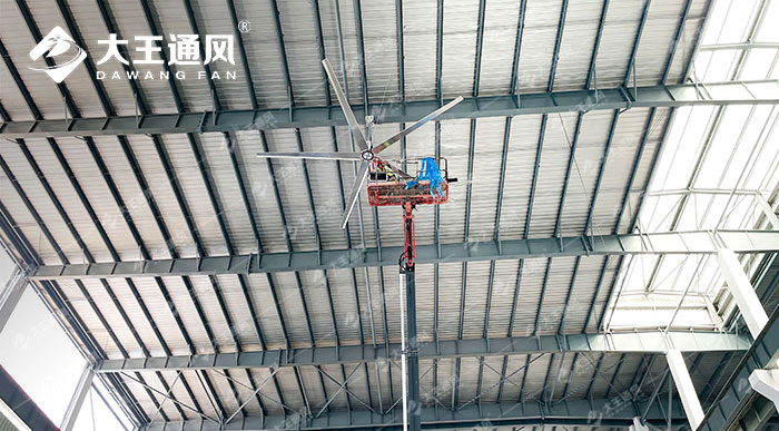 采用吊装方式安装工业吊扇安全须知