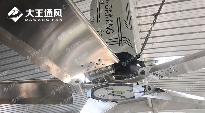 百世某分拣中心大型工业吊扇